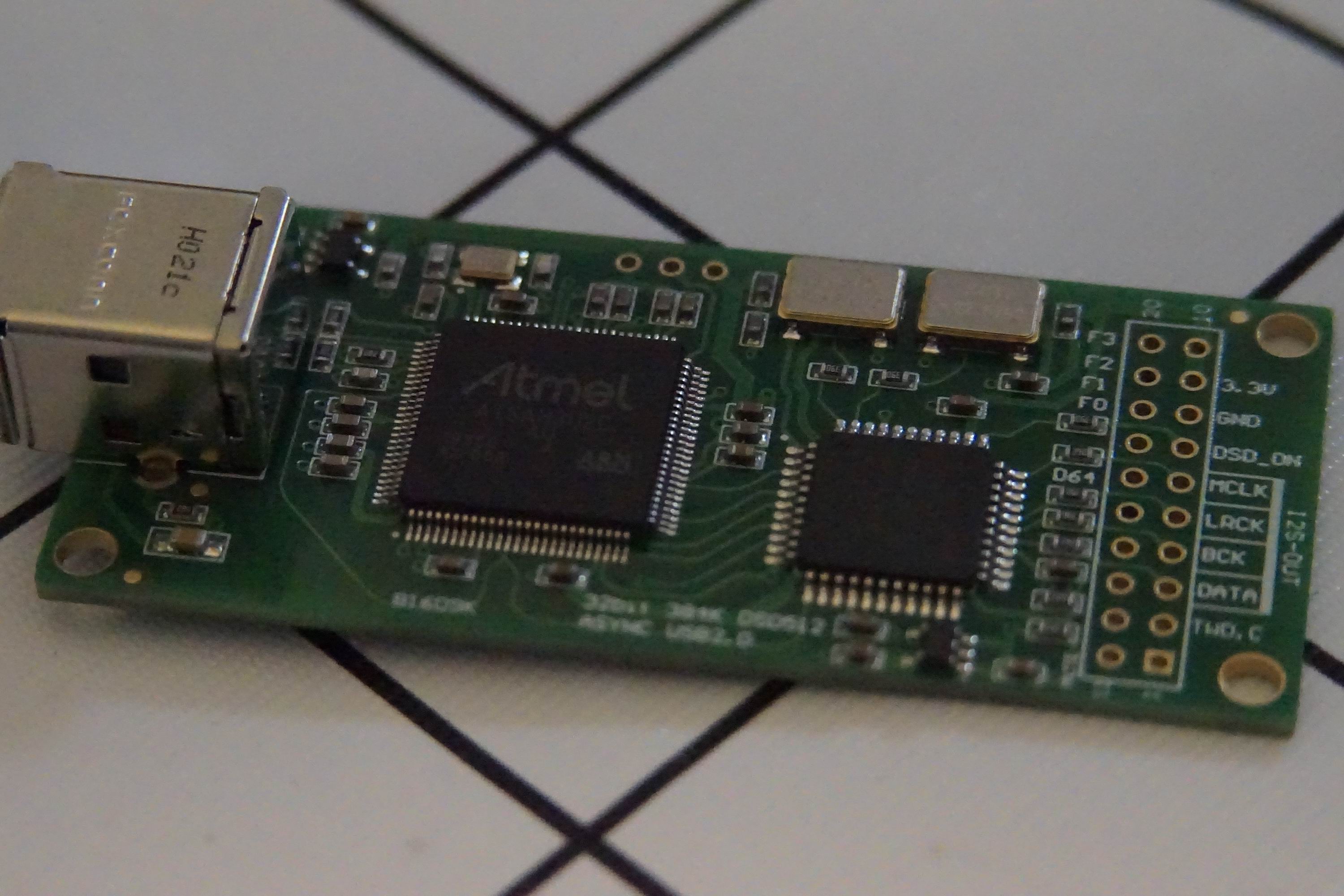 Italie Amanero – interface numérique USB IIS, même programme supporte DSD512 32bits/384khz