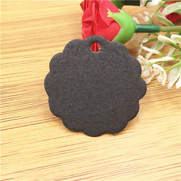 Bloem Vorm Kraftpapier Tag Geschenkdoos Decoratie Hang Tag Blank DIY Wedding Party Supplies Lege Verpakking Label 50 stks/partij: black