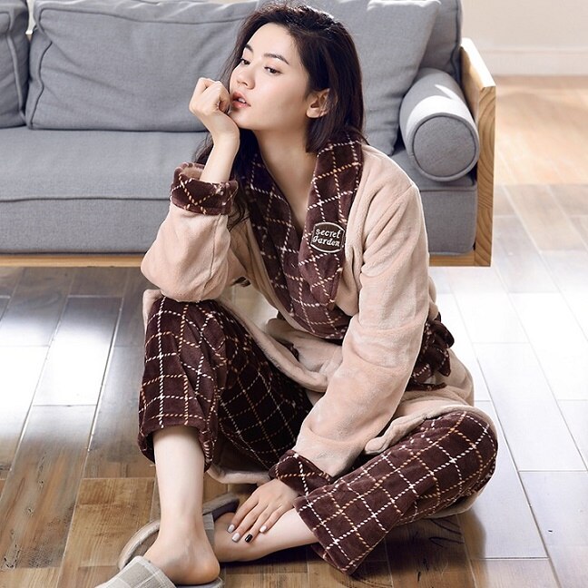 Winter Bathrobe Soft Flannel Pyjama Couples Bathrobes Kimono Suit Dressing Gown Sleepwear Robes For Women Men Home Wear: women / L