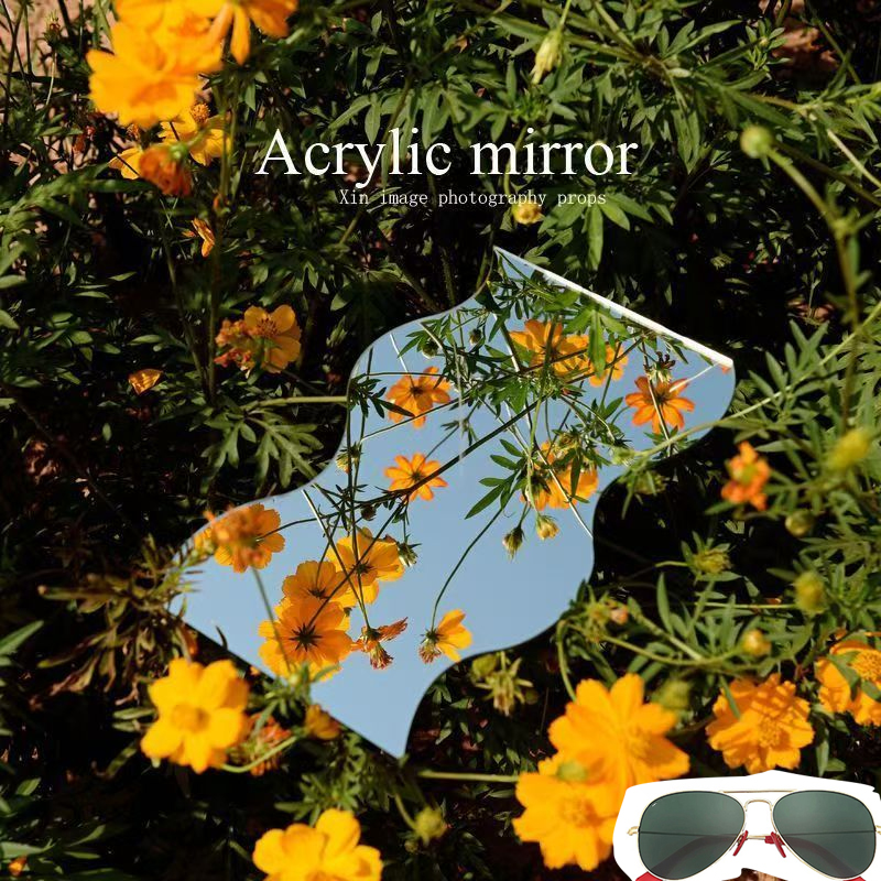 Outdoor mirror for taking photos, outdoor round mirror, frameless hand-held selfie mirror, makeup lens: Gold