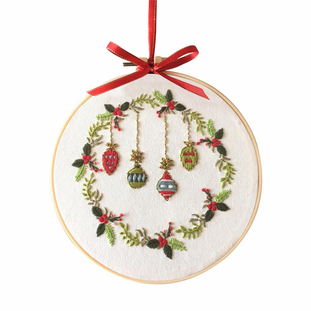 Christmas Embroidery Stitch Starter Kit DIY Handmade Xmas Pattern Cloth Embroidery Hoop Beginner Embroidery Round Cross Stitch: 02