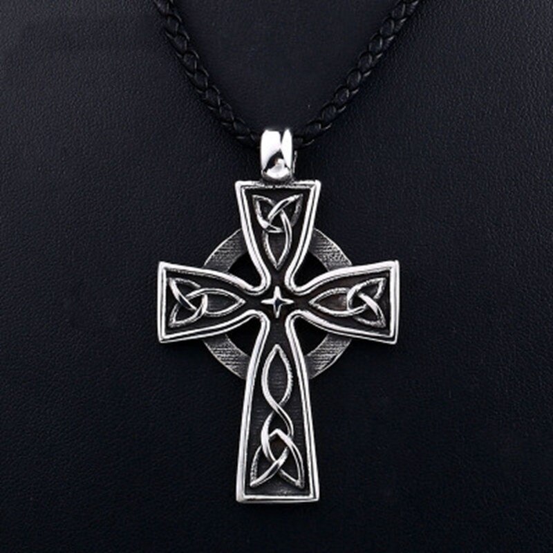 Cross Shape Pendant Necklace Men&#39;s Necklace Metal Sliding Pendant Viking Knot Pattern Jewelry Cross Necklace Accessories