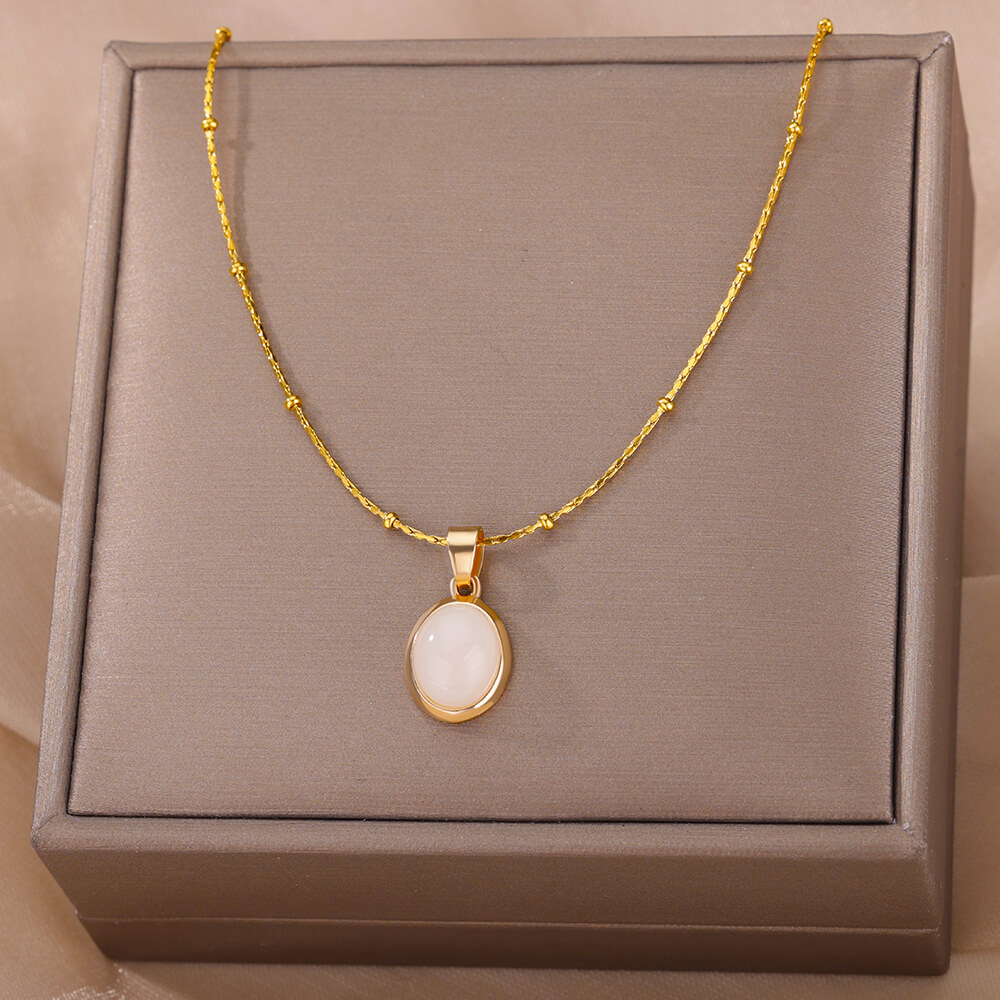 Ovale ketting met opaalsteen voor dames, gemaakt van roestvrij staal met een gouden ovale stenen hanger, ideaal voor een bruiloft.: Goudkleurig