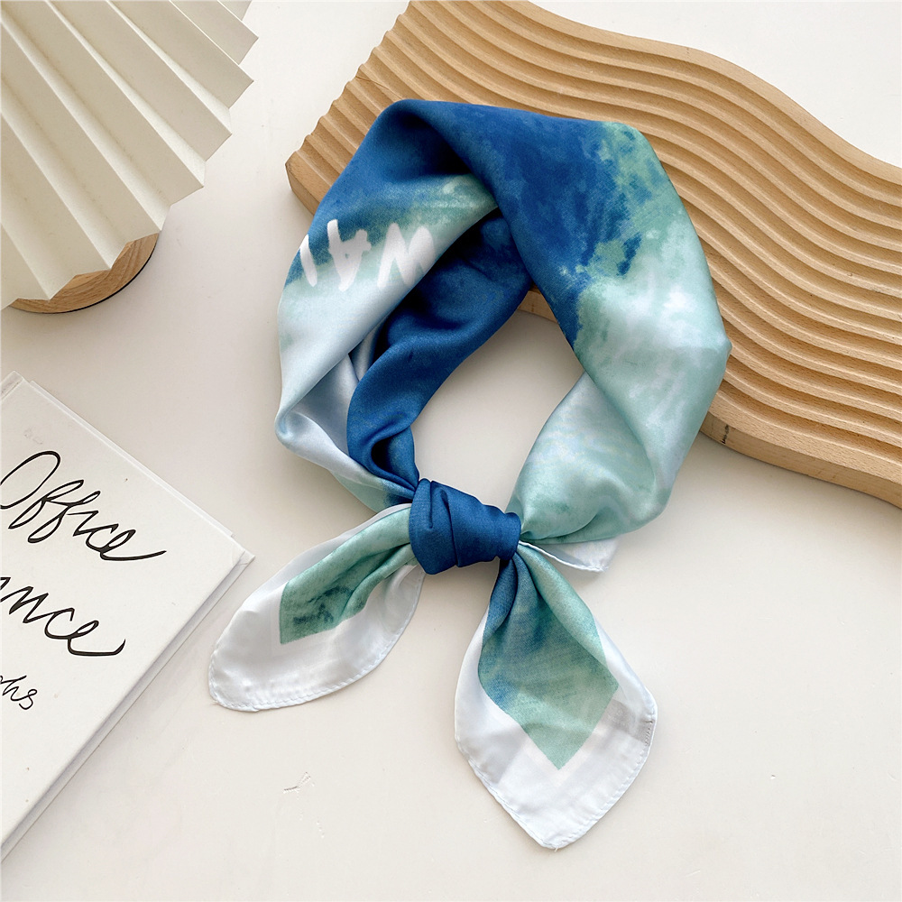 Pañuelo para el pelo de satén de seda para mujer, pañuelo estampado para cabeza cuadrada, pañuelo pequeño para el cuello, Hijab, 70x70cm, novedad de 2023