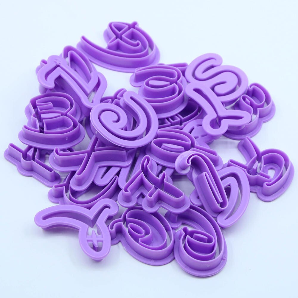 26 Pcs Alfabet Cupcake Mold Fondant Cutter Cake Decorating Gereedschap Plastic Bovenste Hoofdletters Cut-Outs Cookie Cutter