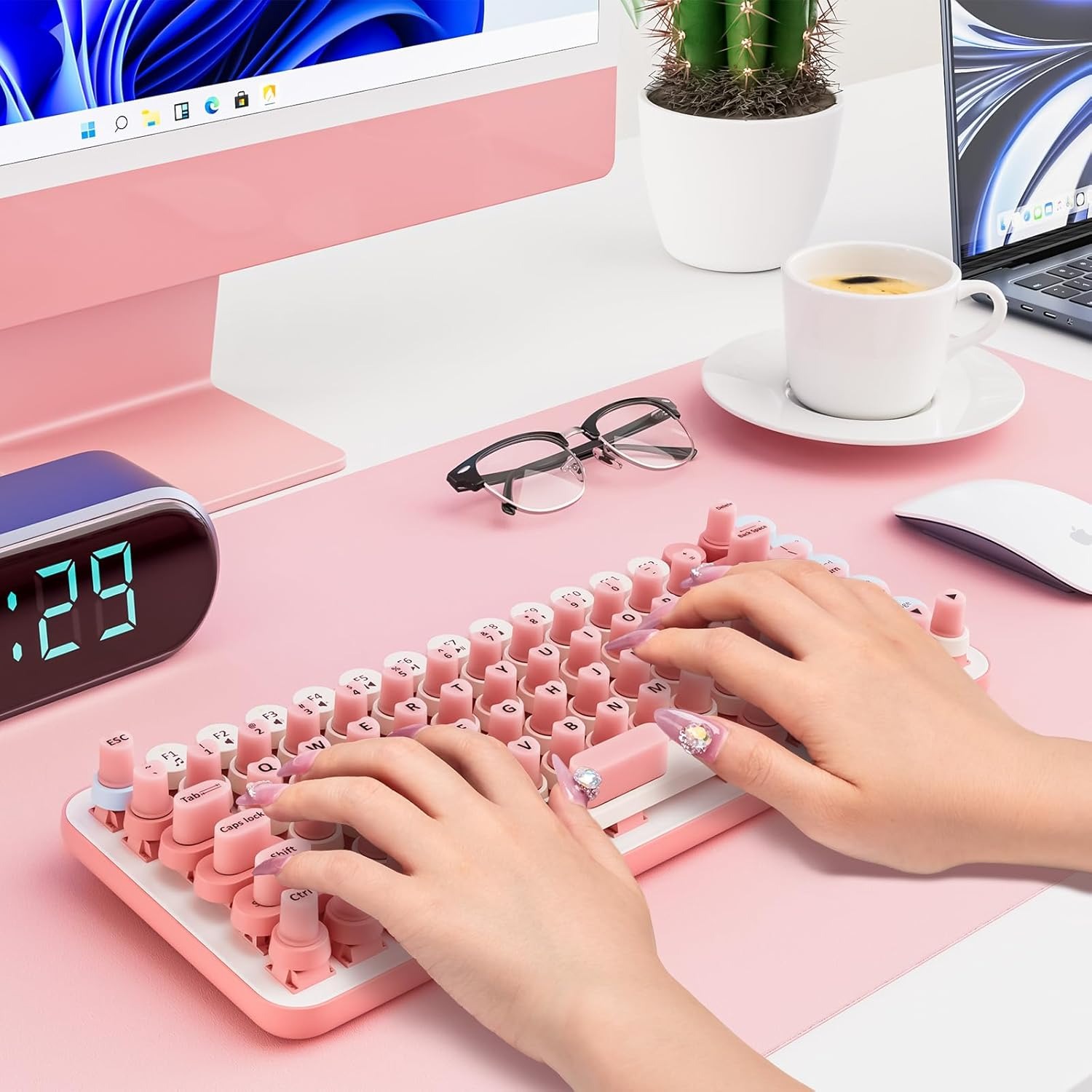 Raised Adhesive Keyboard Stickers for Long Nails Universal Nail Art Keyboard Bubbles Self-for Long Nails Silicone Typing Keycaps