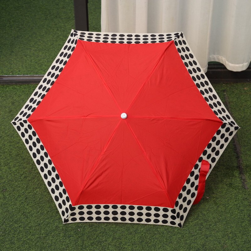 Modieuze Red Dot Rooster Vrouwen Paraplu Lichtgewicht En Draagbare Drie-Opvouwbare Paraplu Versterkte Winddicht Sterke Paraplu
