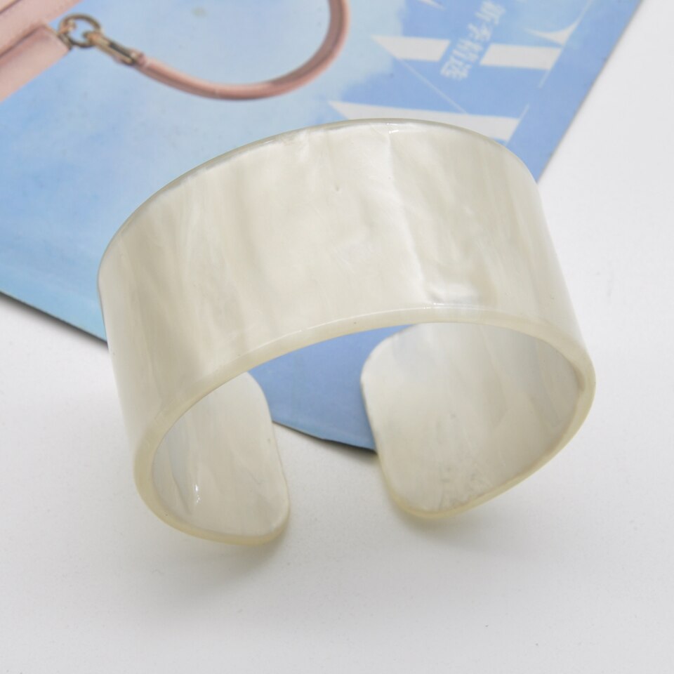 Stijlvolle Breed Breedte Kleurrijke Acryl Vrouwen Manchet Bangle: Water Pattern