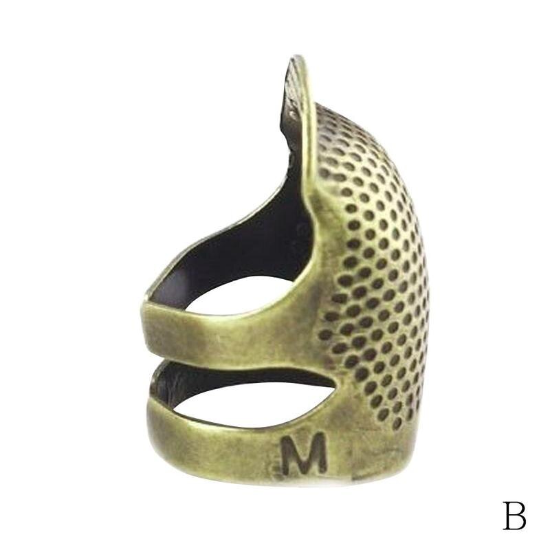 1pcs thimble Retro Copper Thimble Needles Finger Protector Needlework Metal Brass Sewing Thimble Sewing Tools Accessories: B