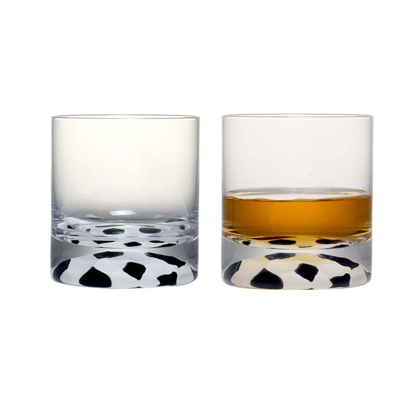 Set of 2 heavy base lead free crytal handmade whiskey glasses for whisky mix drinks with black-white painted 230ml