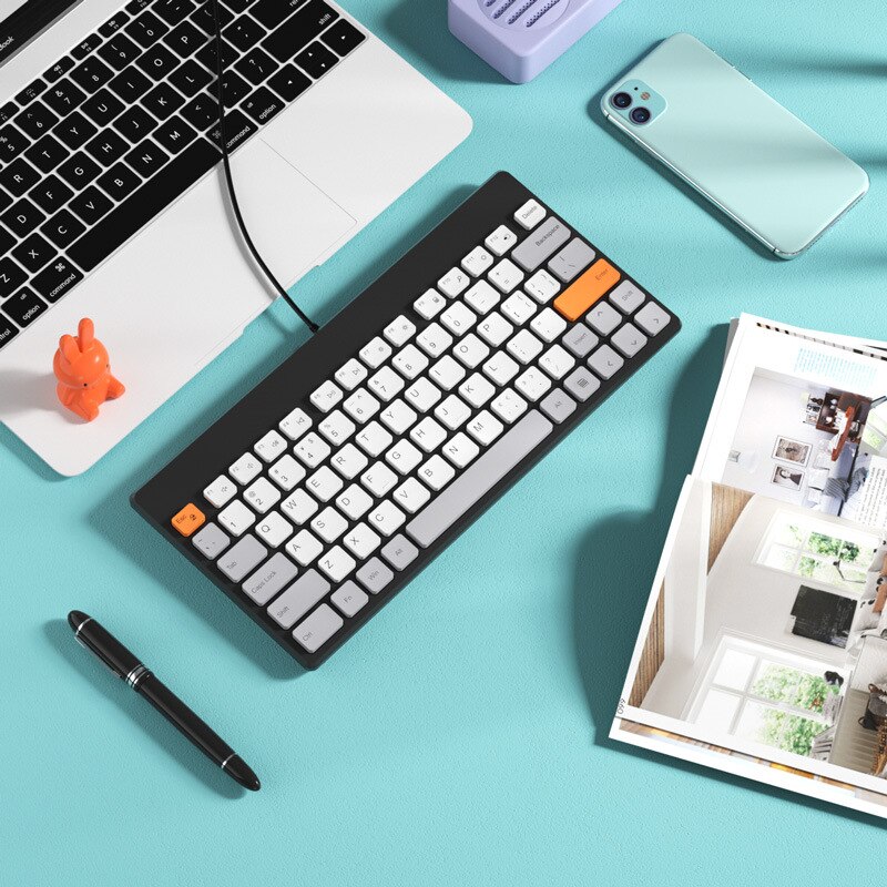 Computer wired keyboard External small silent keyboard mute USB desktop computer external small portable keyboard