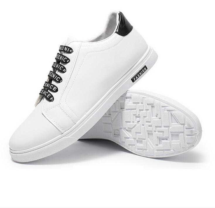 Herr skateboard skor sport utomhus sneakers kostym vita sneakers platta skor låg topp bra: Vit svart / 8.5