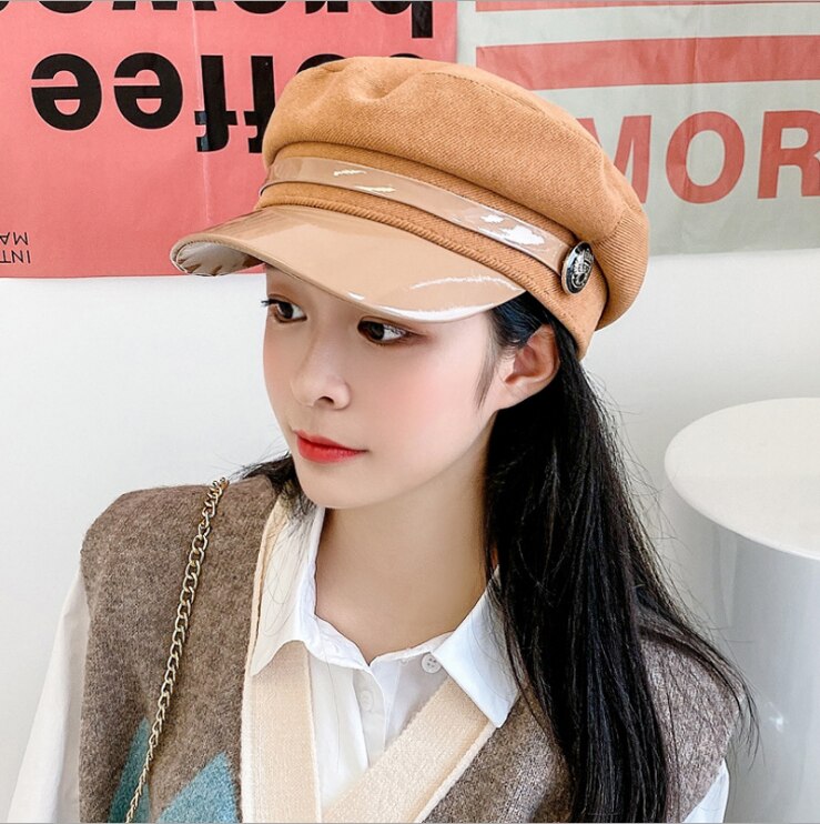 Novo chapéu feminino outono e inverno literatura retro estudantes simples japonês pequeno fresco selvagem chapéu octogonal boné liso: Coffee