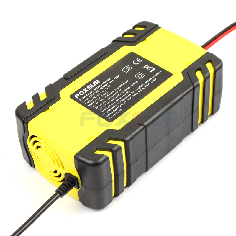 Foxsur 12v 24v motorsykkel golfbil batterilader vedlikeholder og desulfator smart batterilader, pulsreparasjon batterilader