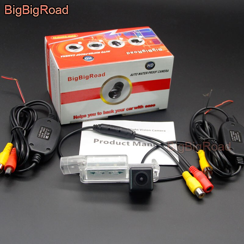 BigBigRoad Car Rear View CCD Camera For Porsche Carrera Turbo GT2 / 911 996 997-1 918 Boxster 2005 / Macan 95B: Series 3 Wireless