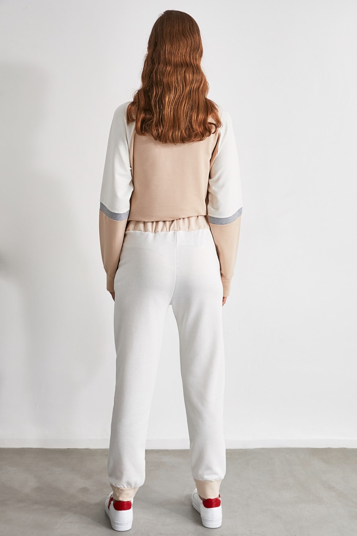 Ecru Blocky Basic Jogger Knit Sweatpants TWOSS20EA0052