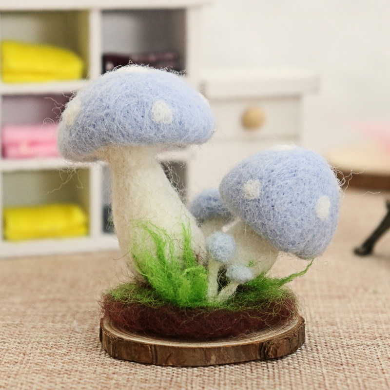 DIY Wool Felting Kit of Mushroom Plant With with Needle Handmade Craft Needlework Sewing Accessories Felt Poked Kit for Adults