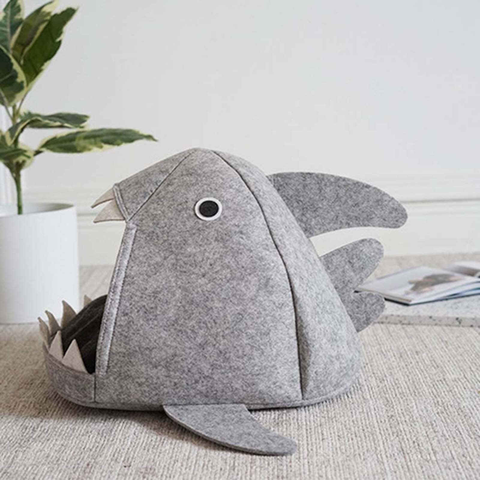 Foldable Cute Fish Shape Cat Bed Warm Soft Pet House Sleeping Bag Dog Kennel Felt Cat Mat Beds For Cat House Winter Puppy House