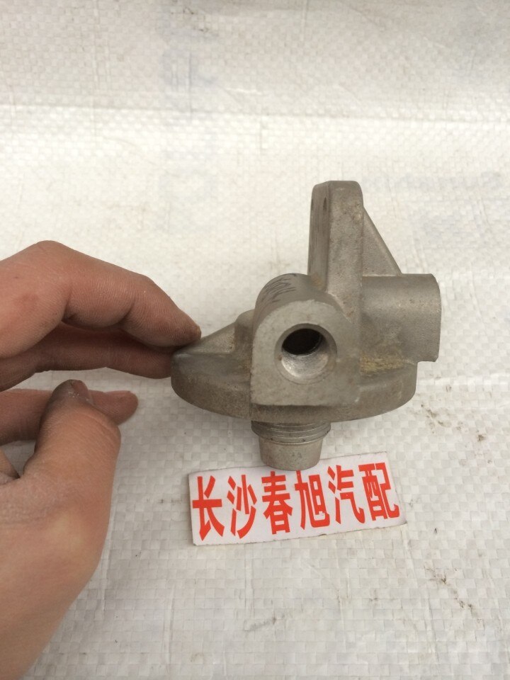 Bil lastbil traktor diesel bränslefilter montering för  cx0814c d6114 trådar  as1-14 "