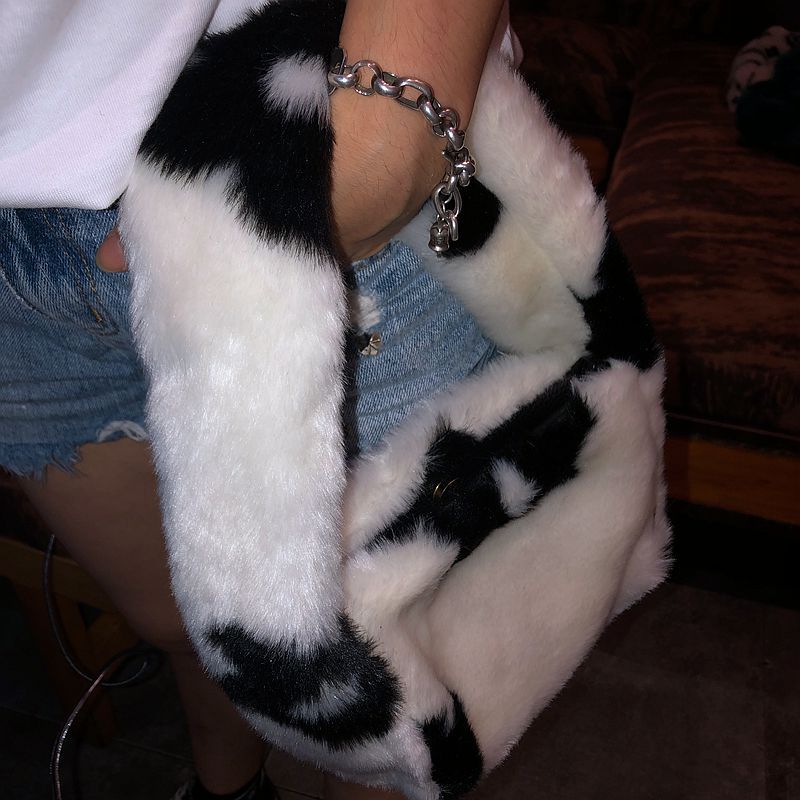 Zebra Print Dames Zachte Pluche Schoudertassen Vintage Faux Fur Vrouwen Leuke Bloem Onderarm Zak Cool Meisjes Harige Tote Purse handtassen