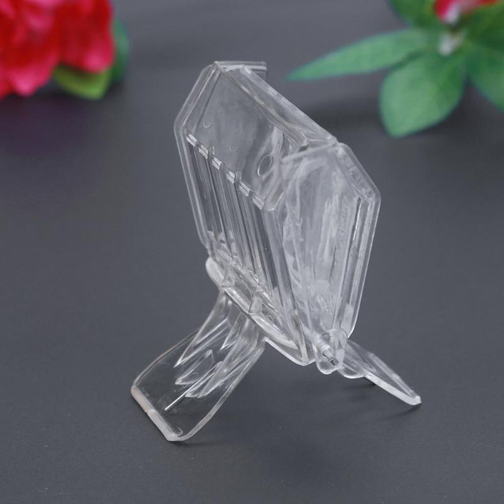 2Pcs Insectary Protective Beekeeper Box Bee Clip Bee Cage Equipment Clamp Isolation Room Catcher Beekeeping Tools