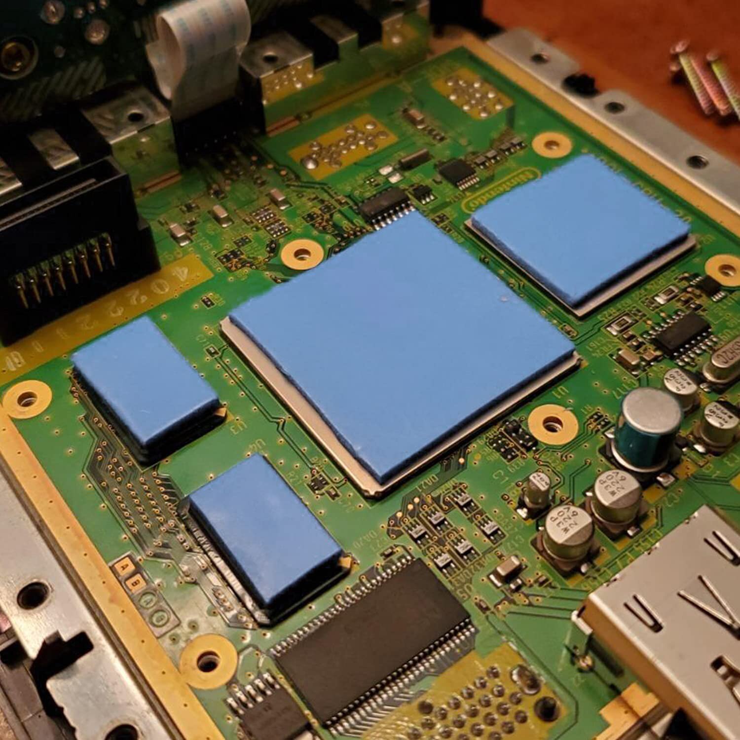 6.0 W/mK Thermal conductivity Thermal pad 100x100mm CPU Heatsink Cooling Conductive Silicone Pad Thermal Pads