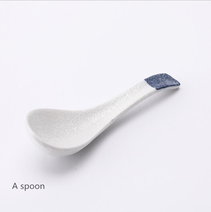 Personal Dinner Plate Set Ceramic Kitchen Plate Tableware Set Food Dishes Rice Salad Noodles Bowl Soup Kitchen Cook Tool 1pc: A spoon