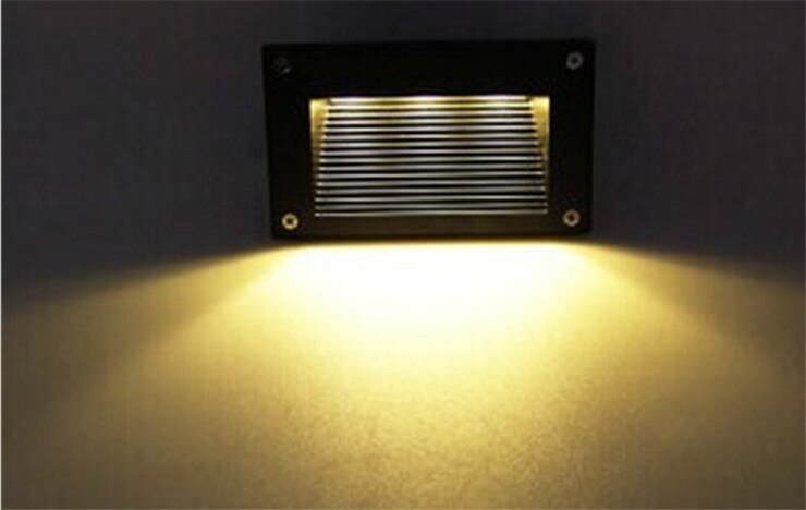 IP67 Waterproof outdoor Wall Corner led Lamp Embedded Corridor Lights Stair Steps Lighting 5W Footlight led landscape lamp