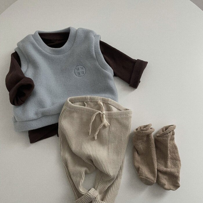 1416B vestiti per bambini gilet moda semplice primavera autunno 2022 New Infant lettere ricamate gilet da ragazzo 0-3 anni gilet da ragazza