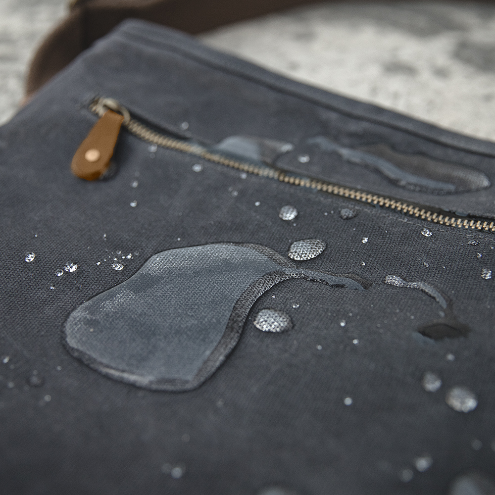 Maden-Bolso de hombro Retro Diagonal para hombre, bolsa de cera de aceite, resistente al desgaste, antiguo, impermeable, ajustable, lona, 16oz