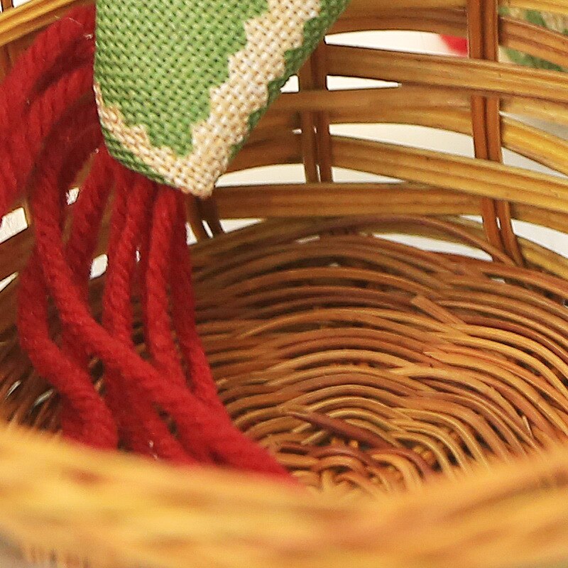Cesta de mimbre de bambú con adornos navideños para Navidad, cesta bonita de Papá Noel para almacenamiento de dulces, de Navidad