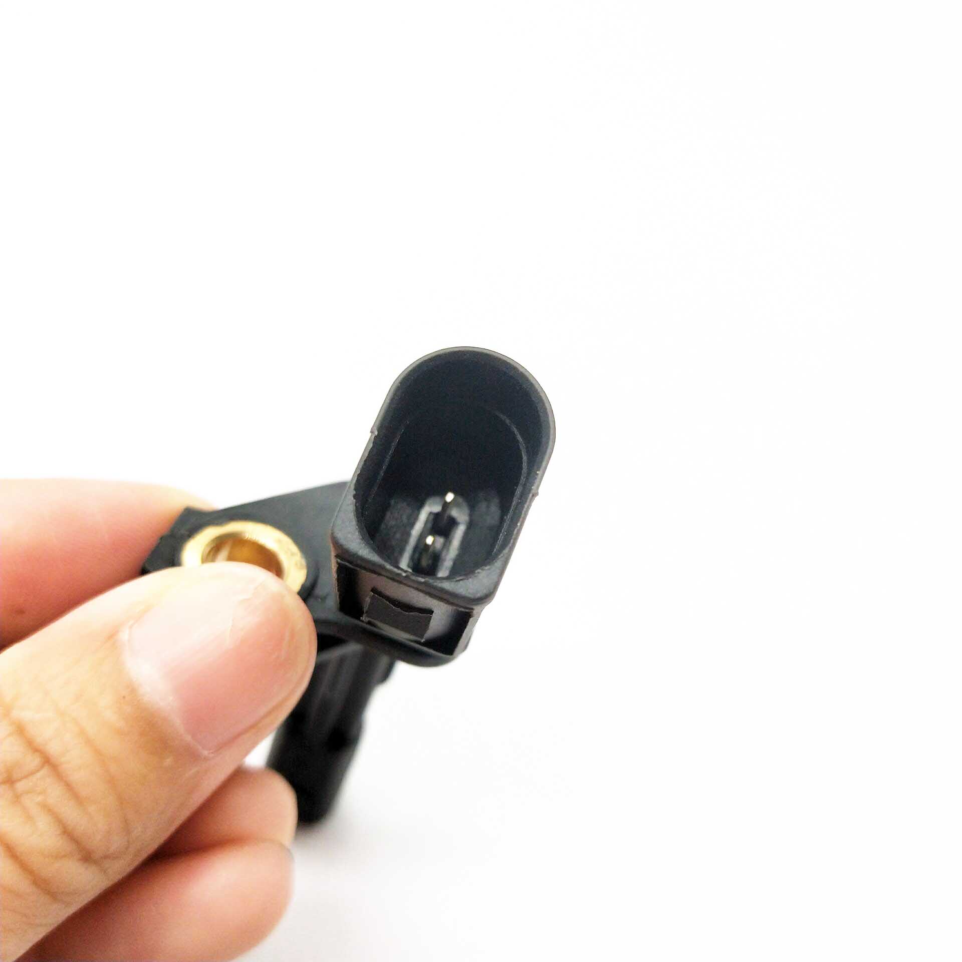 Rechtsachter ABS Speed Sensor WHT003858 Voor PASSAT B6 B7 Golf 5 MK5 6 MK6 EOS Tiguan Beetle A3 Q3 TT Seat Toledo Leon 1KD927808