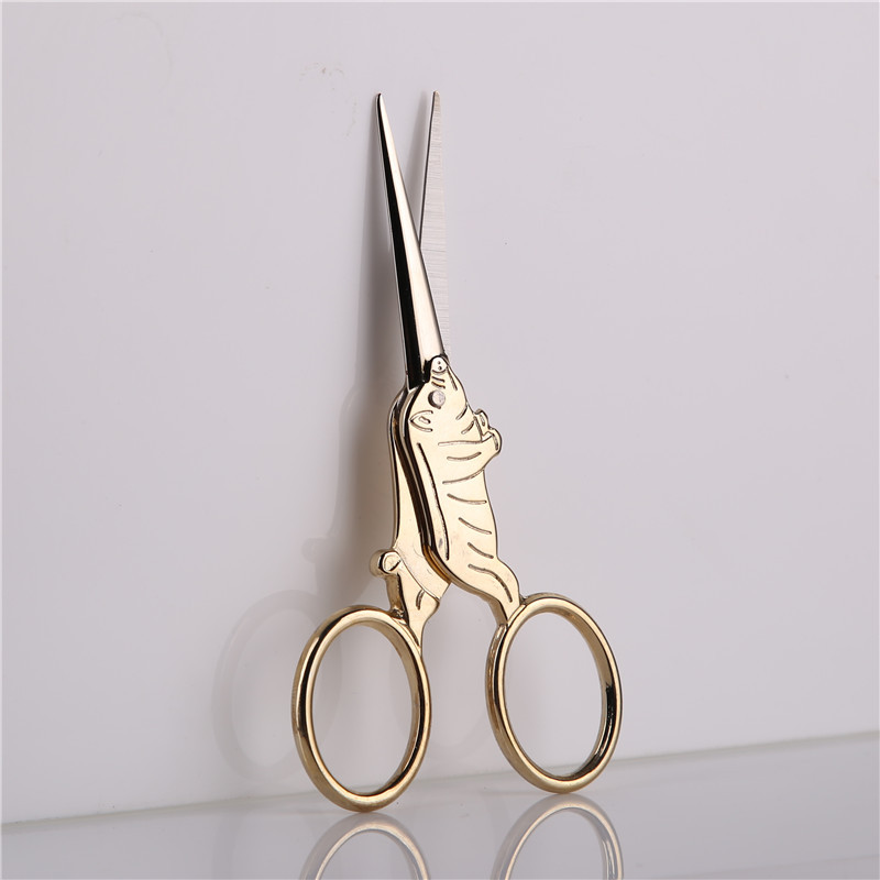Forbici da cucito per modellismo zodiacale cinese forbici da ricamo Vintage ▾ strumenti per cucire forbici decorativo dorate in acciaio inossidabile: maiale