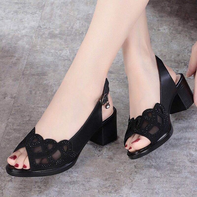 Para Mujer Sandalias de tacón grueso con hebilla de palabra negra con fondo suave hueco para mamá, zapatos de malla, novedad de verano 35-40