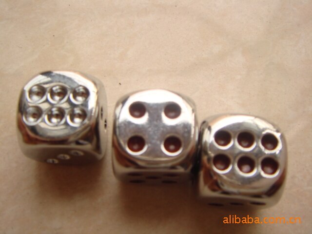 16mm hoogwaardige ronde, gegalvaniseerde dobbelstenen van abs-kunststof (gegalvaniseerd zilver, goud en koper)