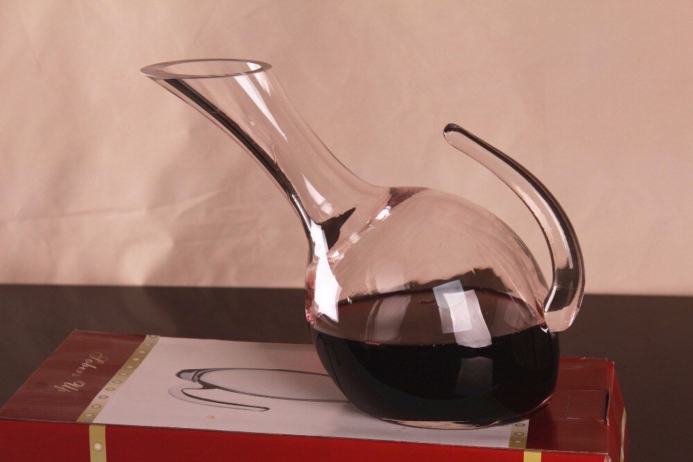 1PC 1500ml Glass Spout Wine Decanter Aerator Container Wine Dispenser Carafe with Handle Wine Bottle Jug JS 1106