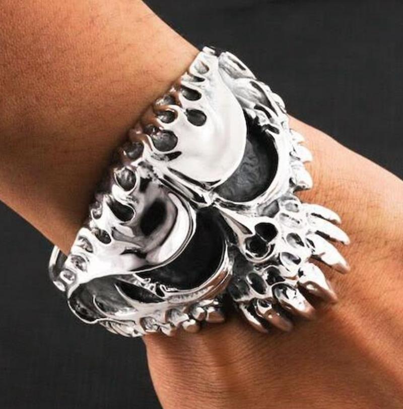 Fashiong Metal Huge Heavy Skull Motorcycle Exaggerated Punk Open Bracelet for Men Jewelry