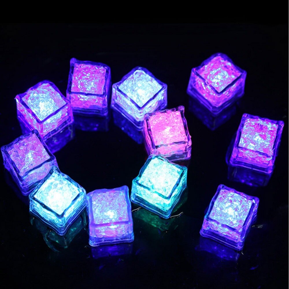 Small Ice Cube Toy With Water LED Toys For Party and Festival Decorations Random