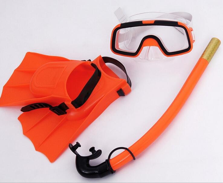 Børns dykningsbriller snorkling tre skatte sæt svømmebriller svømningsbriller snorkelfinner: Rød