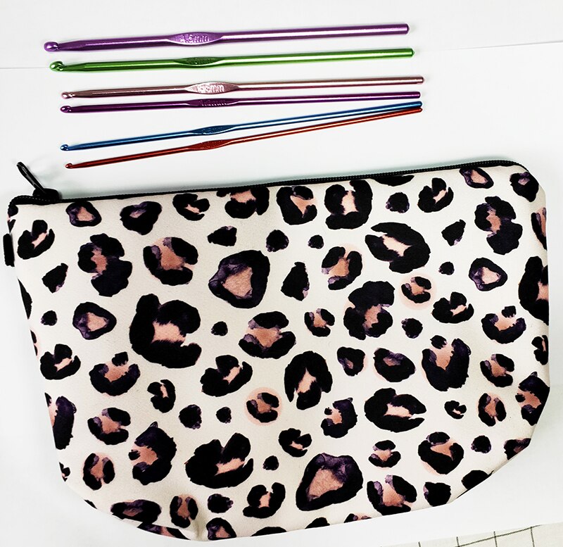 Crochet Hook Set With Case Knitting Needles Arts Craft Scissors Sewing Tools Set Knit DIY Needle Hook For KnittingTool Case pack