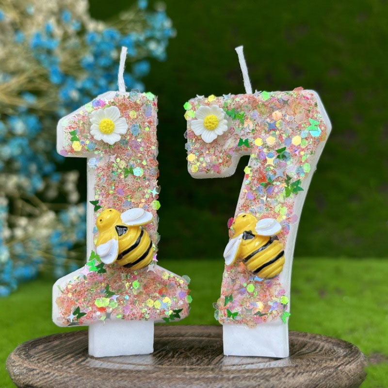 Colored Children's Bee Candle Wedding Guest Girl Boy birthday Candle Party Supplies And Stands Christmas Lights Candles