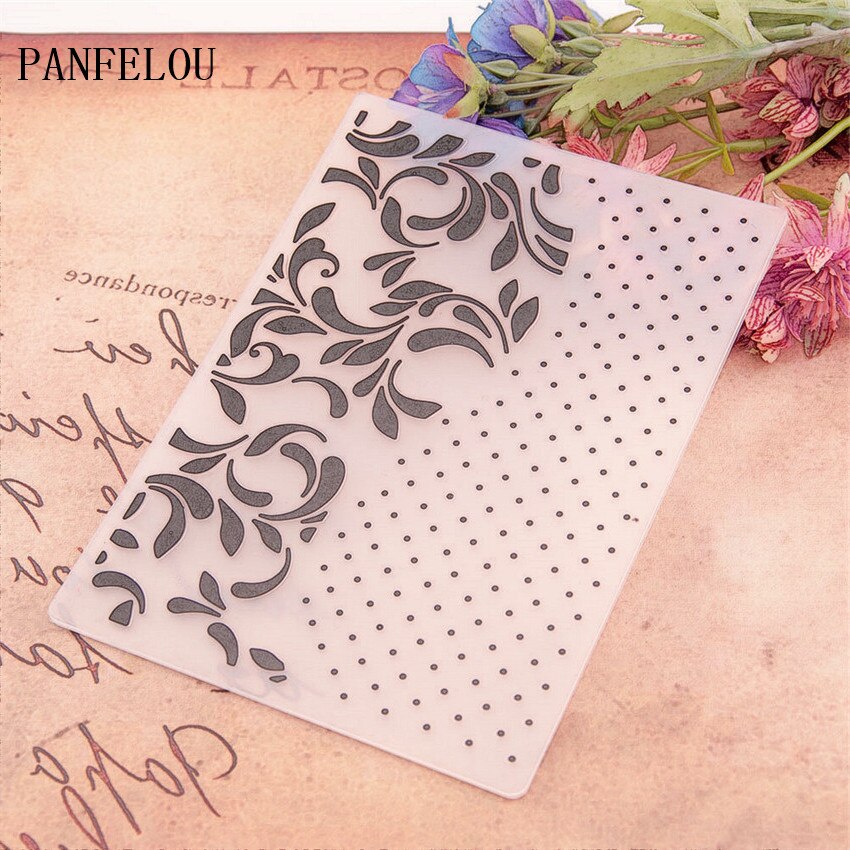 12.7X17.8 Cm Bladeren Dot Embossing Mappen Plastic Voor Scrapbooking Diy Template Fondant Cake Fotoalbum Kaart Maken