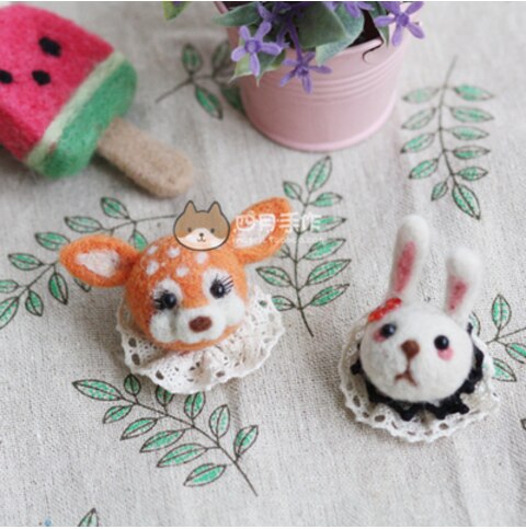 Doll's Brooch wool needlepoint kit wool felt needle felting pendant craft needlecraft DIY handmade: violet