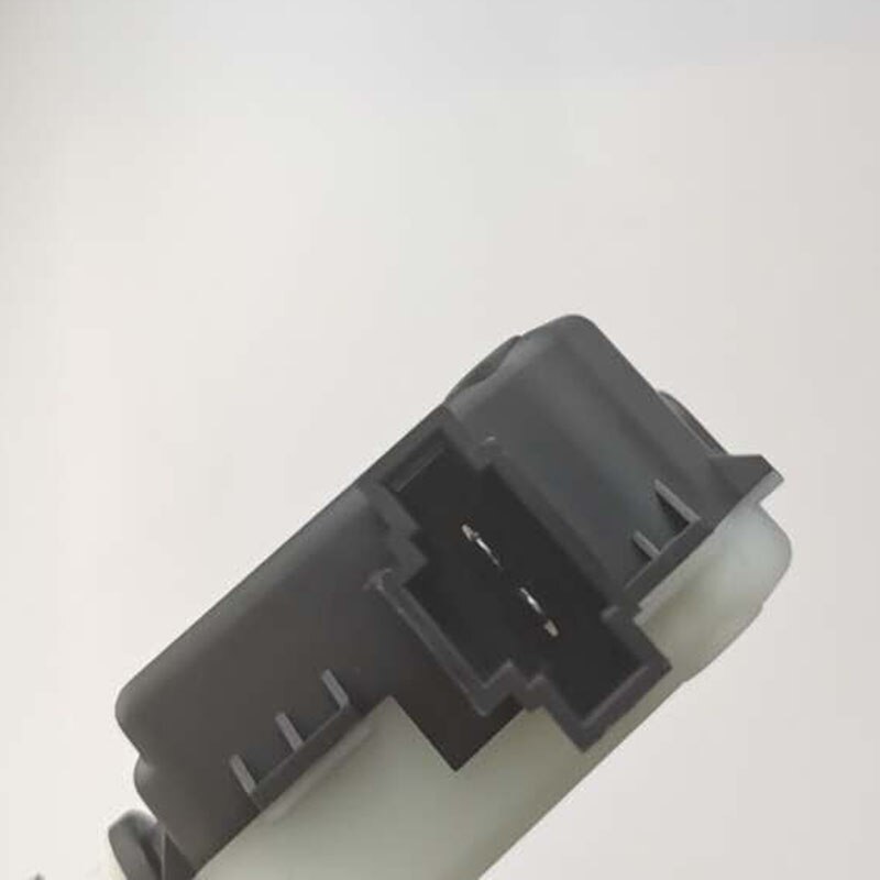 Moteur de bouchon de réservoir de carburant 6Q6810773C 6Q6 810 773C pour VW POLO 2002