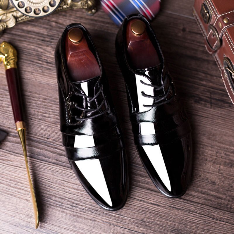 Conseils de chaussures pour hommes chaussures pour hommes britanniques tendance affaires chaussures de loisirs chaussures coréennes dentelle . Hommes chaussures de mariage hommes chaussures habillées