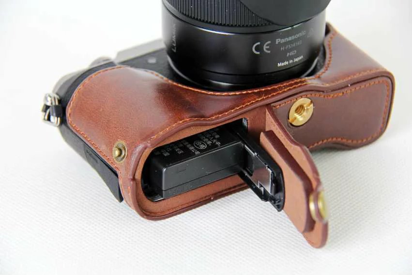 Funda de cuero Pu con apertura inferior para cámara Panasonic Lumix DMC-GX80 GX80 GX85, cubierta protectora de medio cuerpo, Base para cámara Panasonic Lumix DMC-GX85
