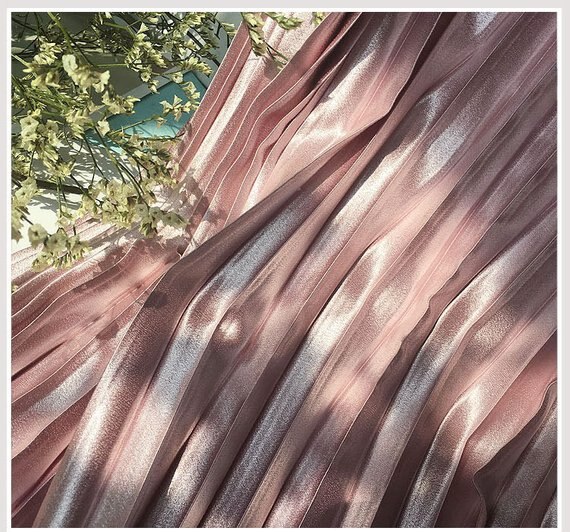 Pink plisseret satin panel, lodret satin fold, satin harmonika plisseret stof, læg satin stof ved gården