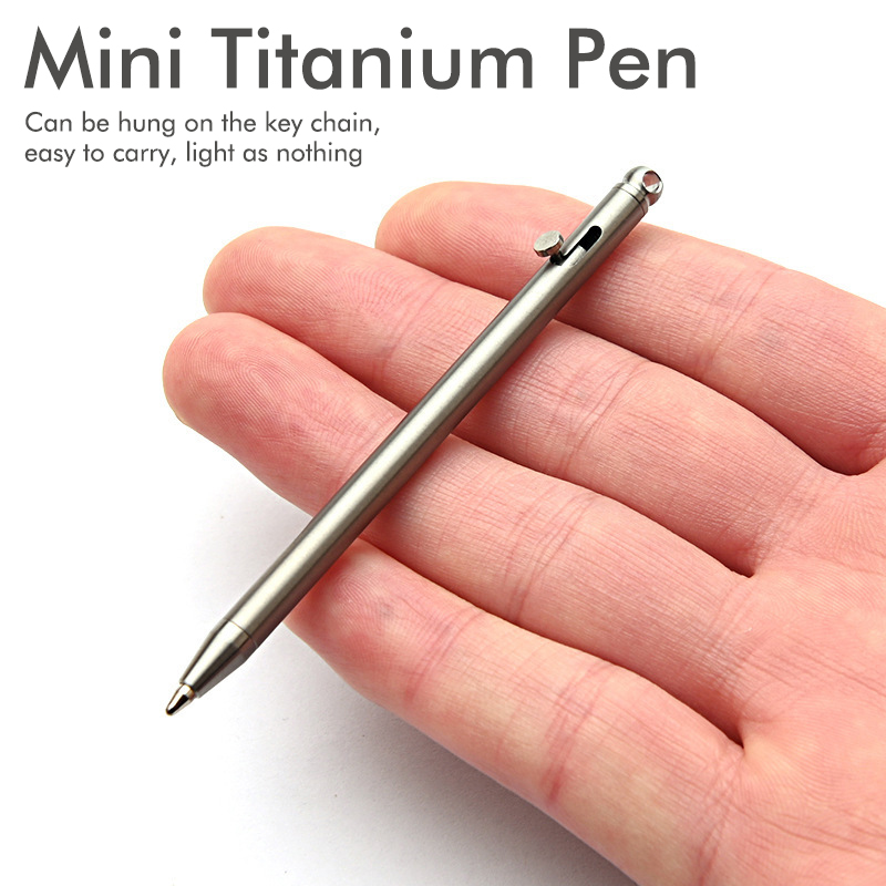 Puur titanium Mini Compact Bolt Pen Draagbare sleutelhanger Pen Draagbare reismetaal Balpen Ondertekening Feestcadeaus voor gasten