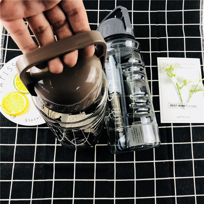 Bpa-fri 1500ml/2000ml bärbara sugrör sport utomhus vattenflaska stor kapacitet resecamping vattenkokare med tesil handtag