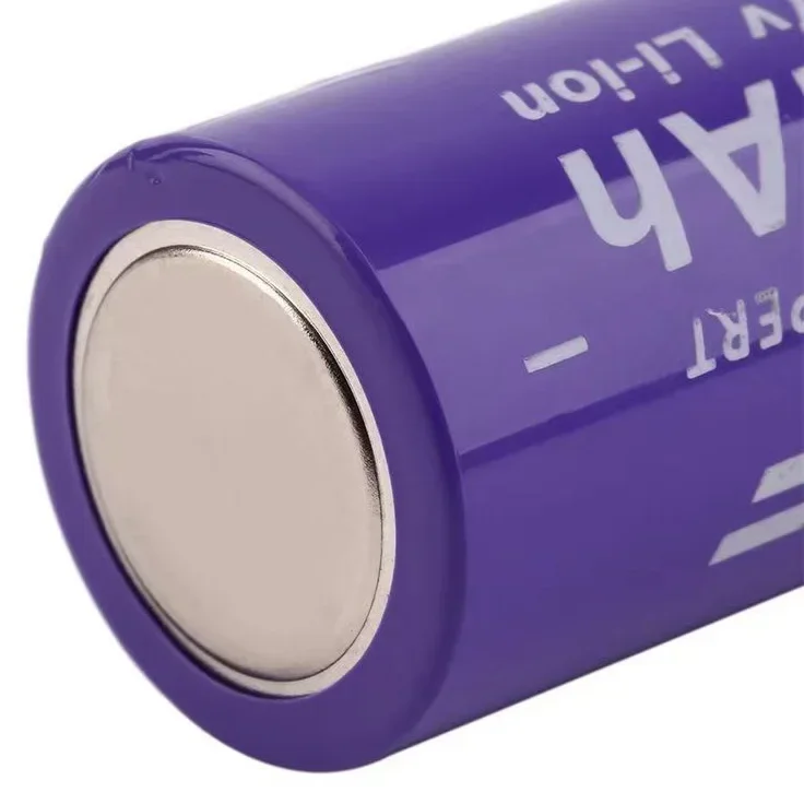 GTF - rechargeable lithium-ion battery for LED flashlight, battery, 26650 3.7V 8800mah.